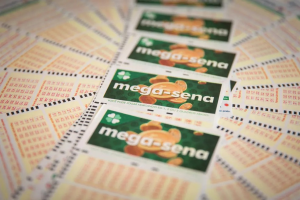 Mega-Sena: Mais de 80 apostas de Goiás acertam 5 números e vão dividir prêmio de R$ 161 mil 